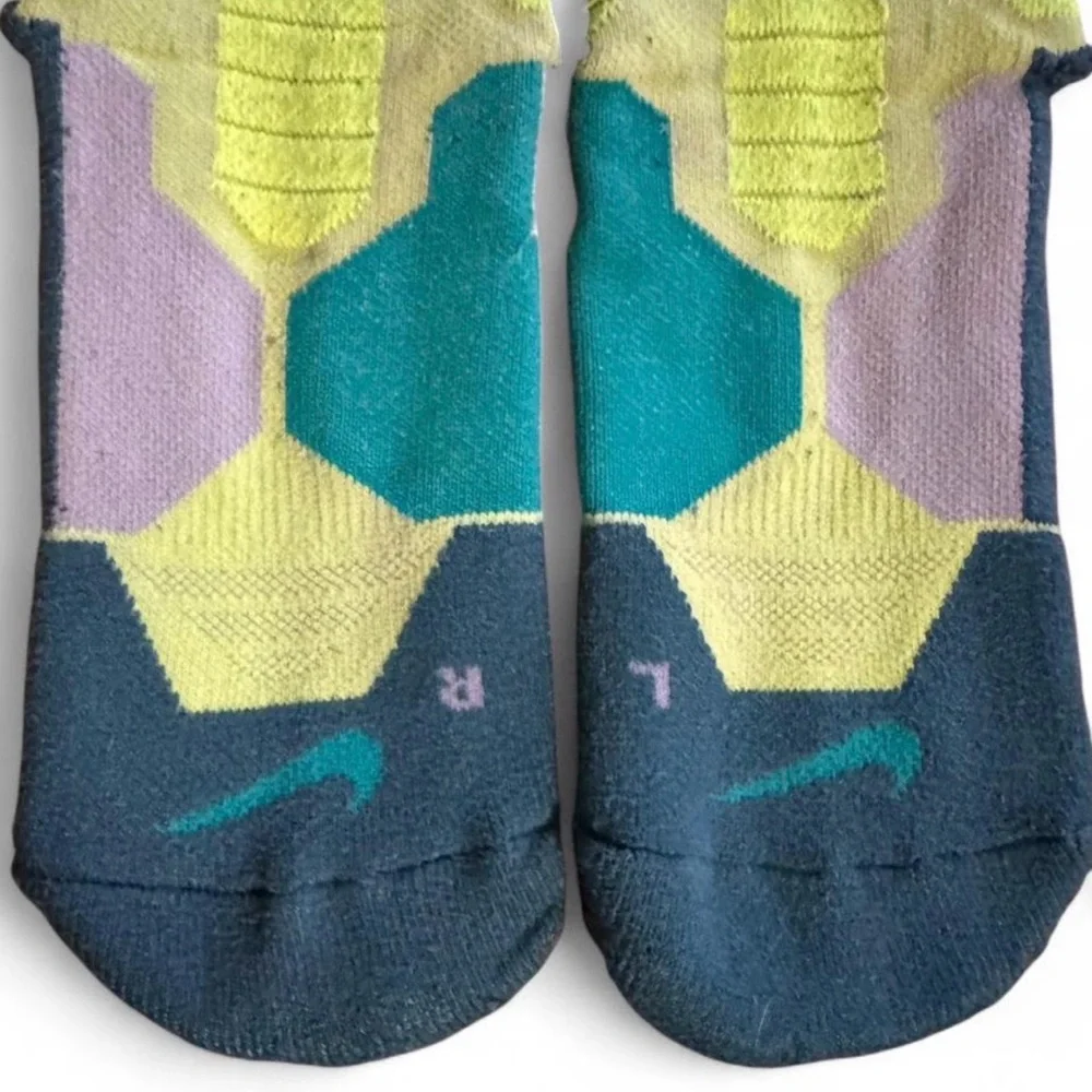 Nike KD Hyperelite Basketball Socks Youth Medium Volt Green Lightning